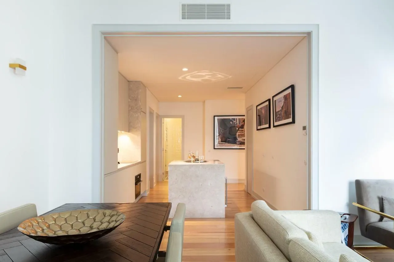Riverside Downtown Lisbon Deluxe Apartment